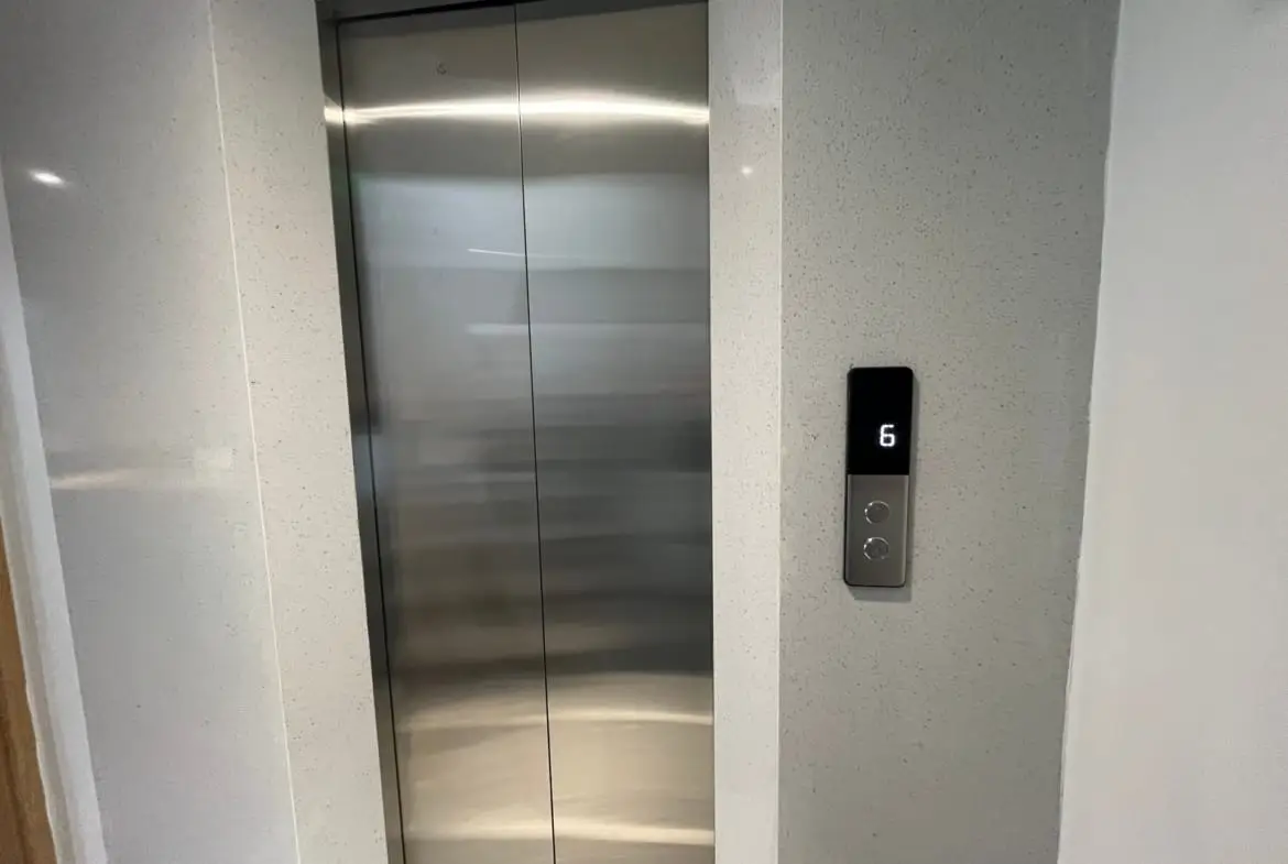 Apartment226 Buoiエレベーター