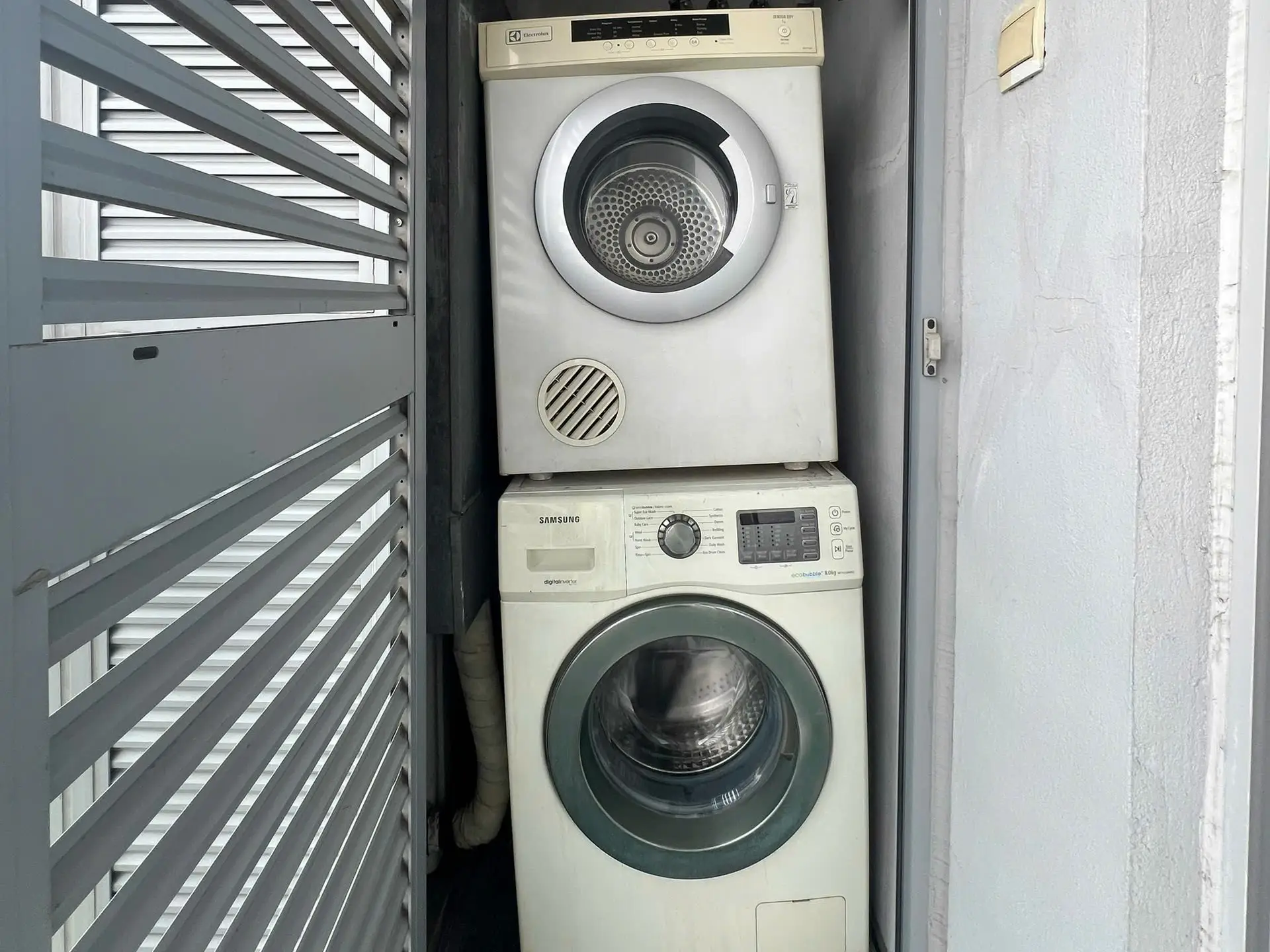 Lancaster Nui Truc_3bed_ wash machine