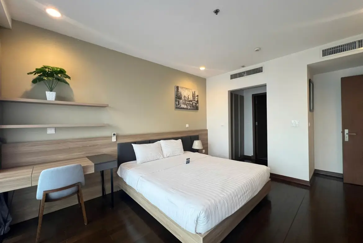Lancaster Nui Truc_3bed_ bedroom (3)