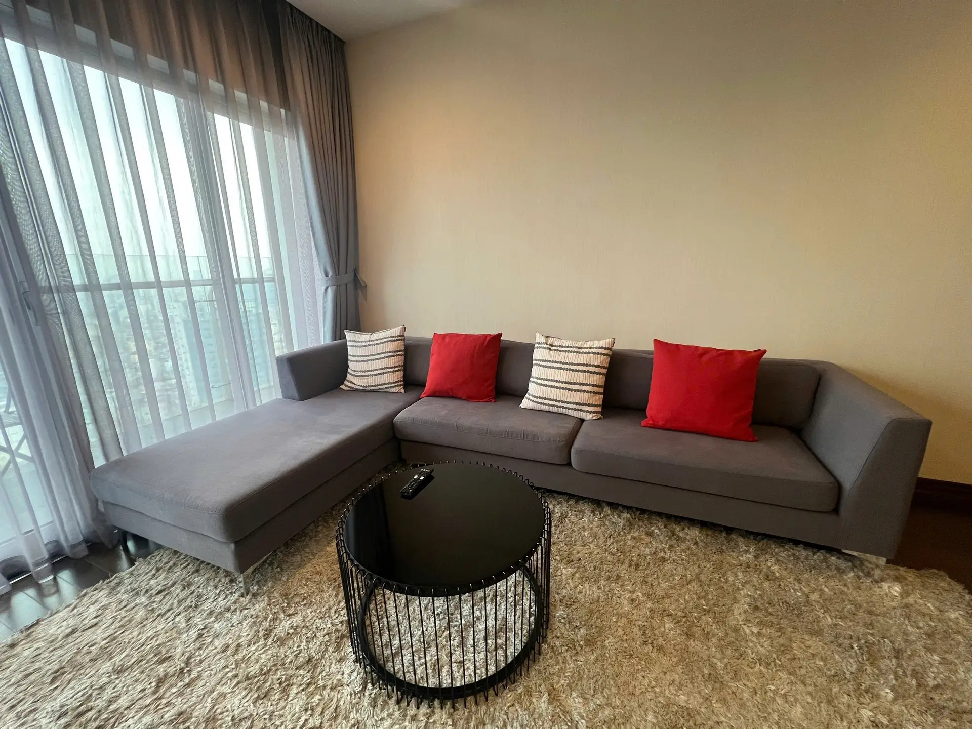 Lancaster Nui Truc_3bed_ sofa