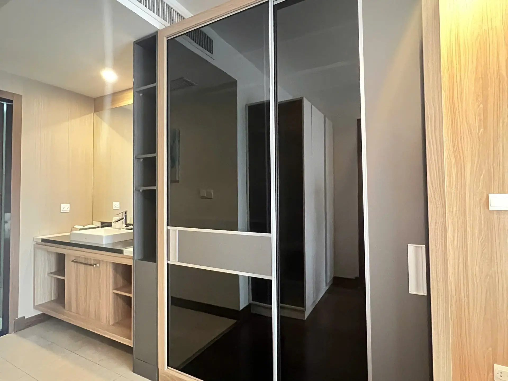 Lancaster Nui Truc_3bed_ wardrope