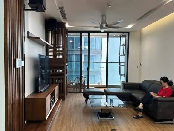 Vinhome Metropolis M1 20F_livingroom (2)