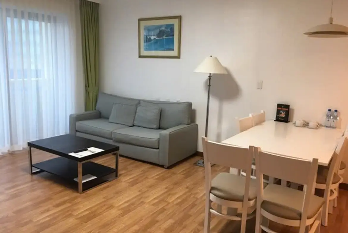 Daewoo living room